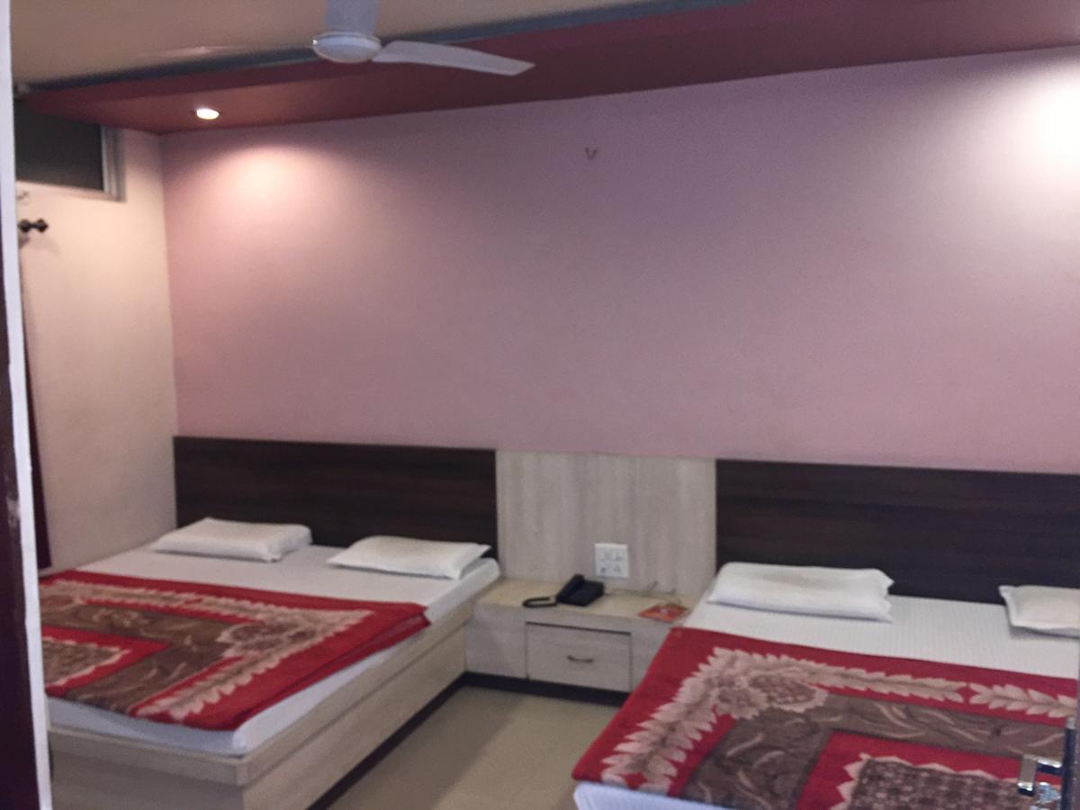 أجمير Hotel Pakeeza المظهر الخارجي الصورة